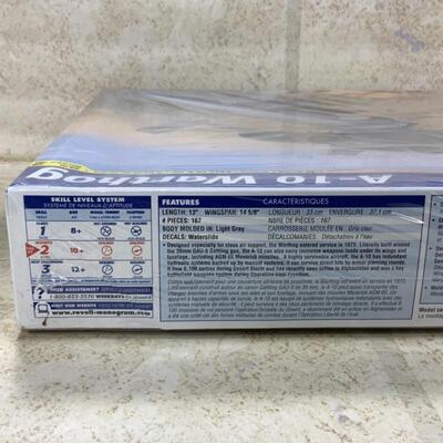 -181- SEALED | A-10 Warthog Model Plane | Revell | 2004