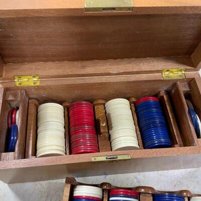 -184- VINTAGE | German Wood Box | Two Trays | Poker Chips