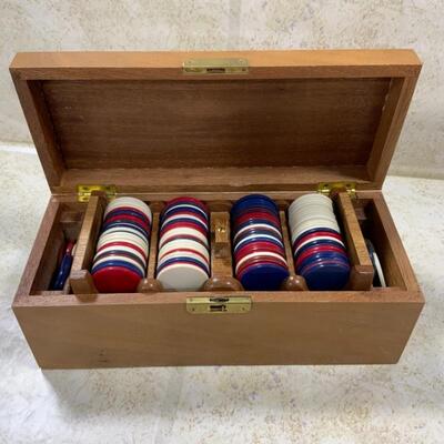 -184- VINTAGE | German Wood Box | Two Trays | Poker Chips