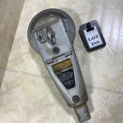 -188- VINTAGE | Duncan Miller Parking Meter | Coins Inside!