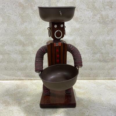 -192- VINTAGE | Folk Art Bottle Cap Man 