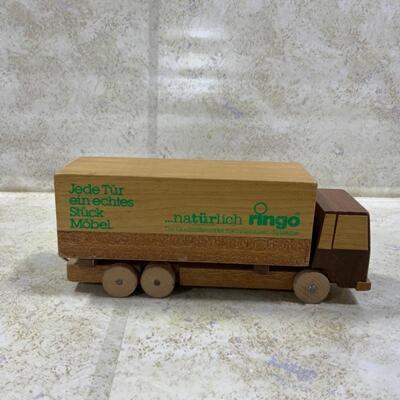-194- VINTAGE | 3 German Wood Plates | Wooden Truck
