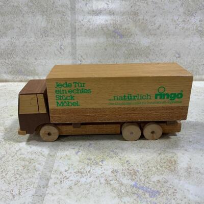 -194- VINTAGE | 3 German Wood Plates | Wooden Truck