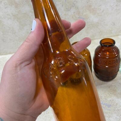 -197- VINTAGE | Five Beer Bottles | Pabst | Blatz 