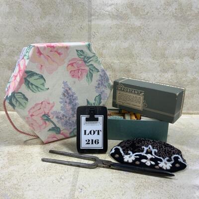 -216- Feminine Accessory Lot