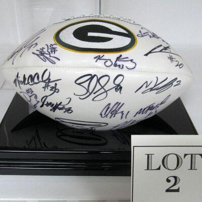 Green Pay Packers Football in Acrylic Case - Unknown Unverified Signatures - Please read description.