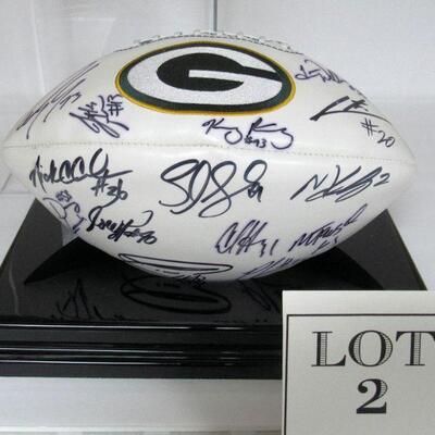 Green Pay Packers Football in Acrylic Case - Unknown Unverified Signatures - Please read description. 