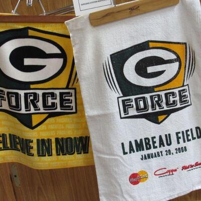 2 GB Packers Hand Towels