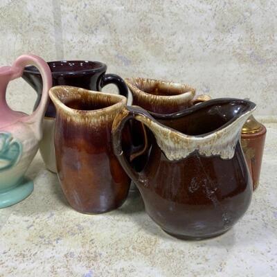 -224- LARGE LOT Small Pitchers | Hull Dripware