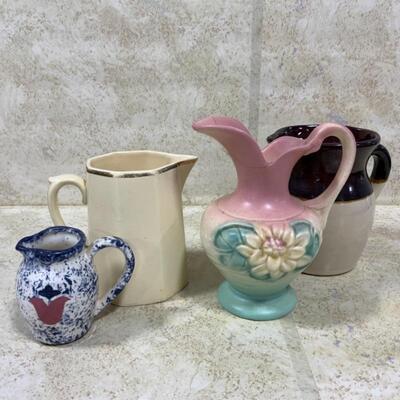 -224- LARGE LOT Small Pitchers | Hull Dripware