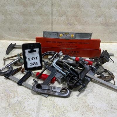 -231- VINTAGE | 16 Clamps | 3 Advertising Levels