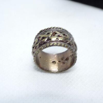 Silver Tone Ring 