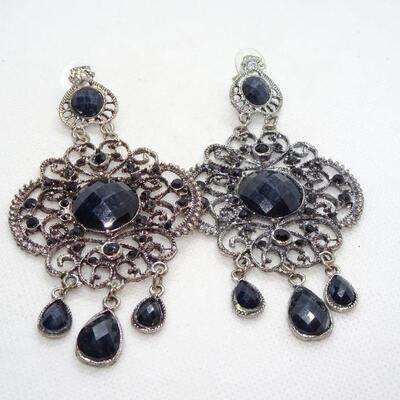 Victorian Silver Tone Filigree Drop Earrings 