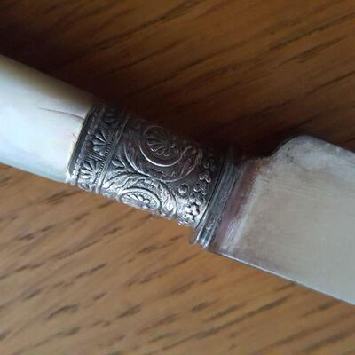 Set of Six Antique Mother of Pearl Handled Knives