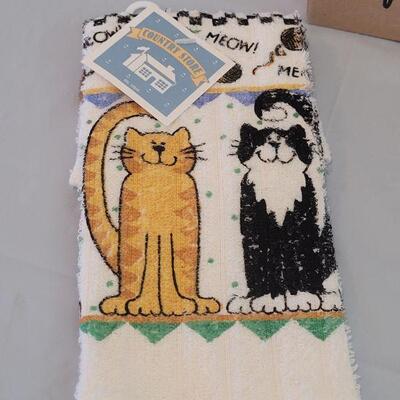 Lot 73: New Tim Gallagher Cat with Hook and Cat Hand Towel