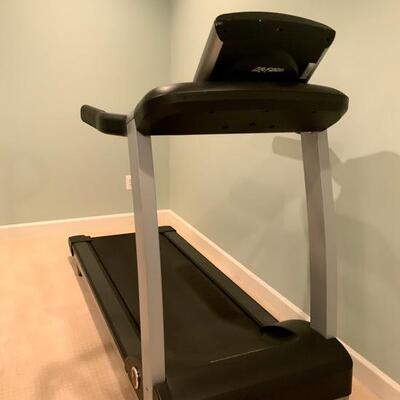 Life Fitness Treadmill (T3)