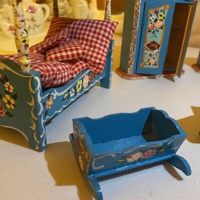 Doll House Furniture