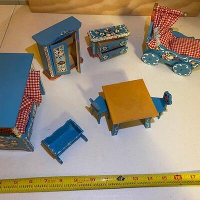 Doll House Furniture