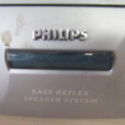 Phillips Brand Boom Box CD and Radio Player