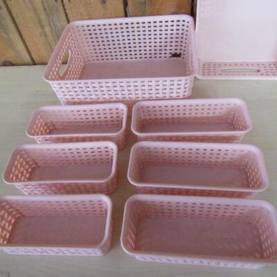 Vintage Plastic Basket Storage Set