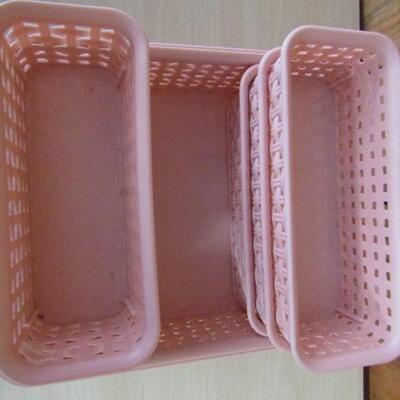 Vintage Plastic Basket Storage Set