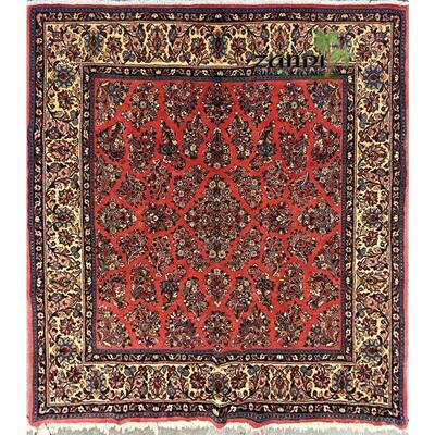 Persian Sarough Medallion design rug size 7'8''x7'2'' Retail $7417.5