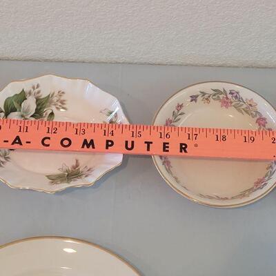 Lot 76: Mixed China Plates and 2 Small Bowls and 1 Collector's Plate