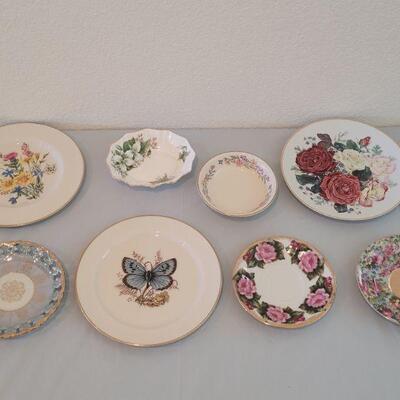 Lot 76: Mixed China Plates and 2 Small Bowls and 1 Collector's Plate