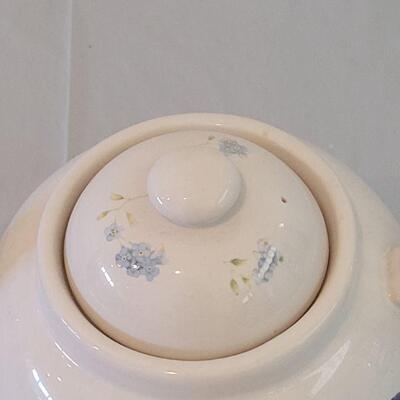 Lot 77: Marjolein Bastin Tea Pot