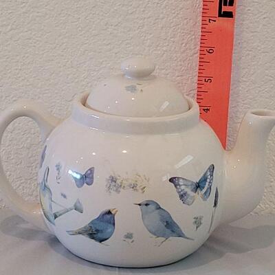 Lot 77: Marjolein Bastin Tea Pot