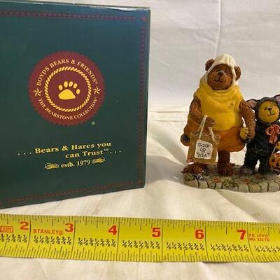 Boyd Bears Bearstone Candy B Corn with Scardy Bear