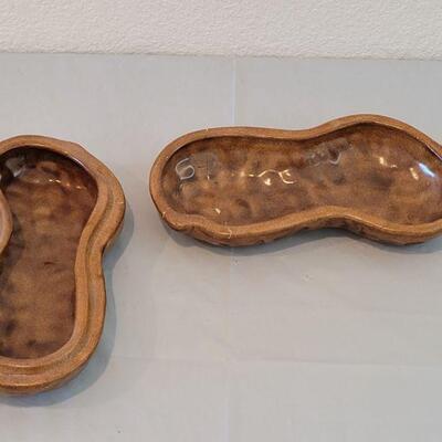 Lot 78: Mid Century Peanut Dish