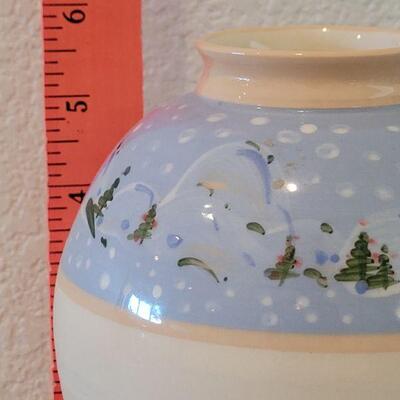 Lot 86: Vintage Li-Nam Laguna Pottery 