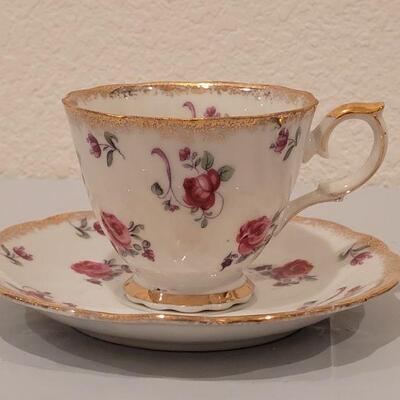 Lot 89: (2) Teacups & Saucers (Royal Kent Set and other unmarked)