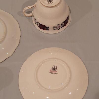 Lot 89: (2) Teacups & Saucers (Royal Kent Set and other unmarked)