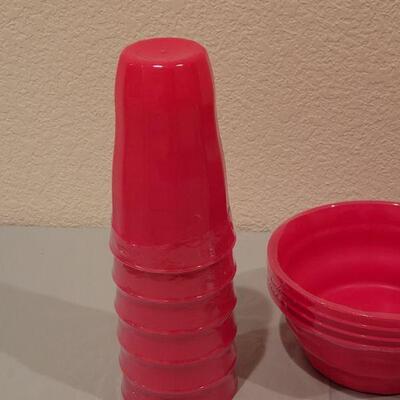 Lot 95: New Pink Plastic Bowls and Cups & a DishWish Scrubber