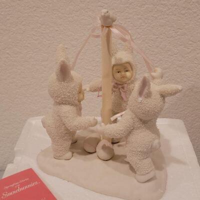 Lot 109: (2) Snowbunnies 