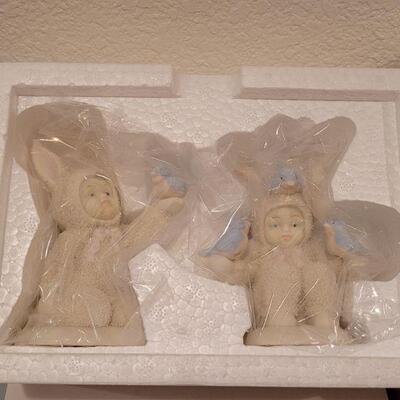 Lot 110: (3) Snowbunnies 