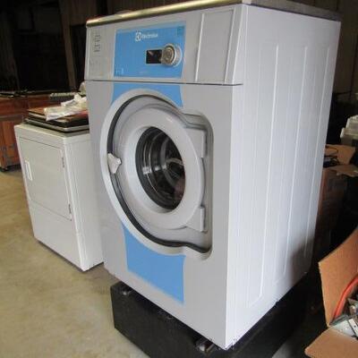 Electrolux Commercial Washing Machine- Model W575H