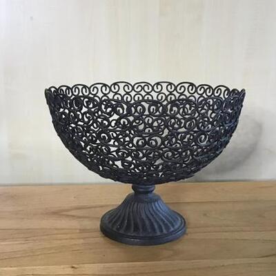 K109 - Footed Wrought Iron Bowl