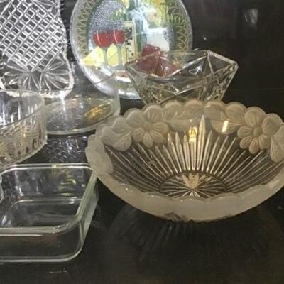 K113 - Lot of Various Glass Bowls
