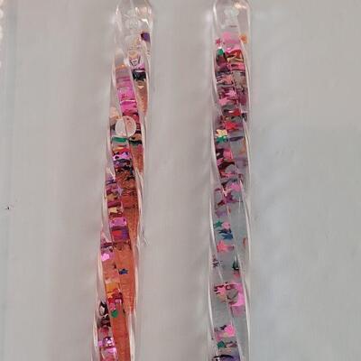 Lot 165: (2) Bubble Glitter Tubes and 1 Static Tube