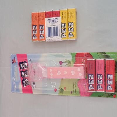 Lot 171:  Collector's PEZ Sets