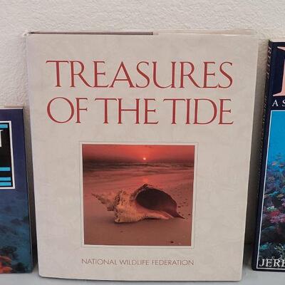 Lot 178: Marine Life Books 