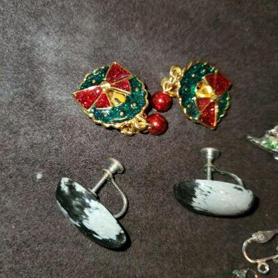 Vintage Earrings Lot 