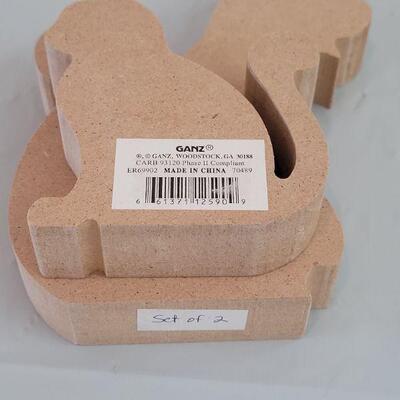 Lot 200: (2) GANZ Wood Cats & Desk Cat Chime