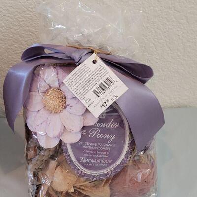 Lot 203: (3) Bags of Lavender & Peony Potpourri 