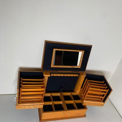 Lori Greiner Jewelry Box 