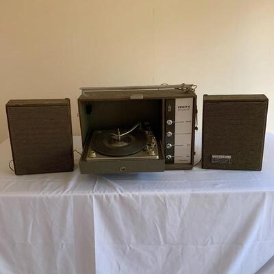 Lot 1 - Zenith Stereophonic Portable Record Player