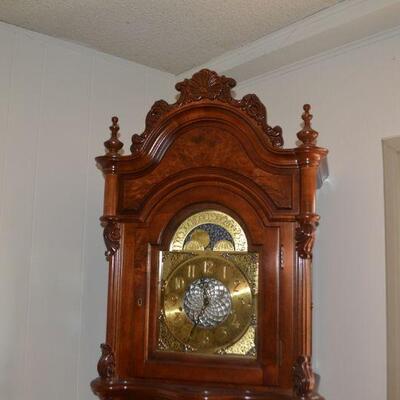 Lot  #1  Ridgeway Grandfather Clock Model 9030